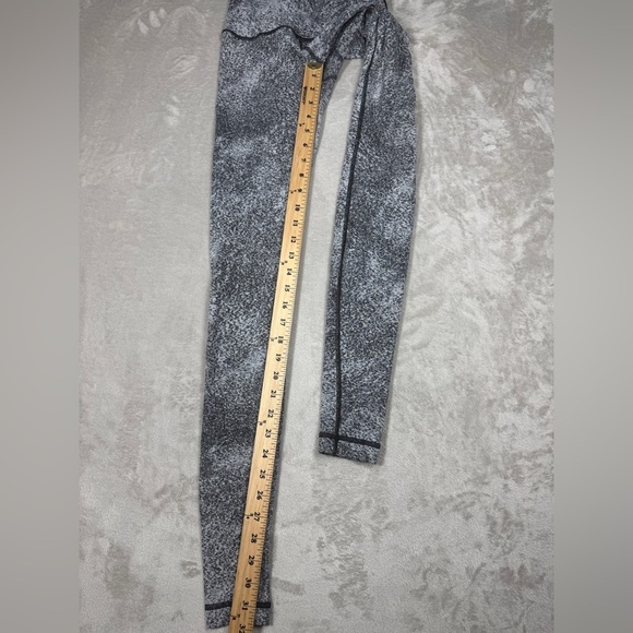 Lululemon Wunder Under Pant Hi-Rise Luon Spray Jacquard White Black Leggings 4 - Picture 10 of 16